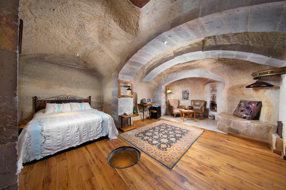 Terra Cave Hotel 23/50