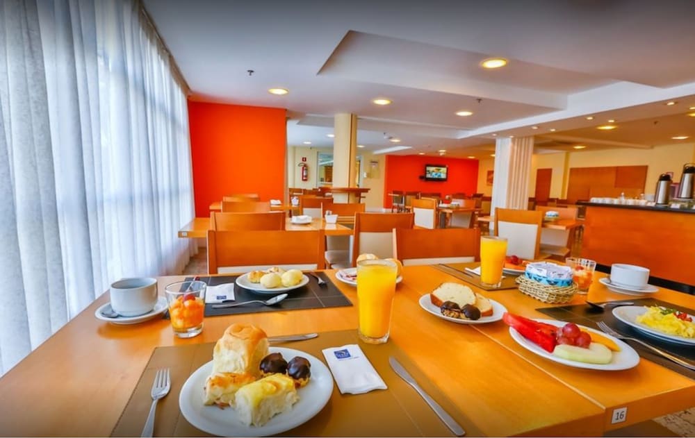 restaurant-cafeteria