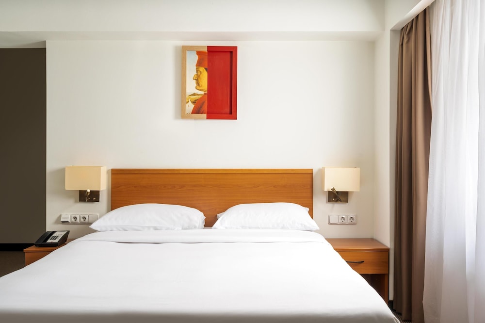 Park Inn By Radisson Bucharest Hotel And Residence 12/48