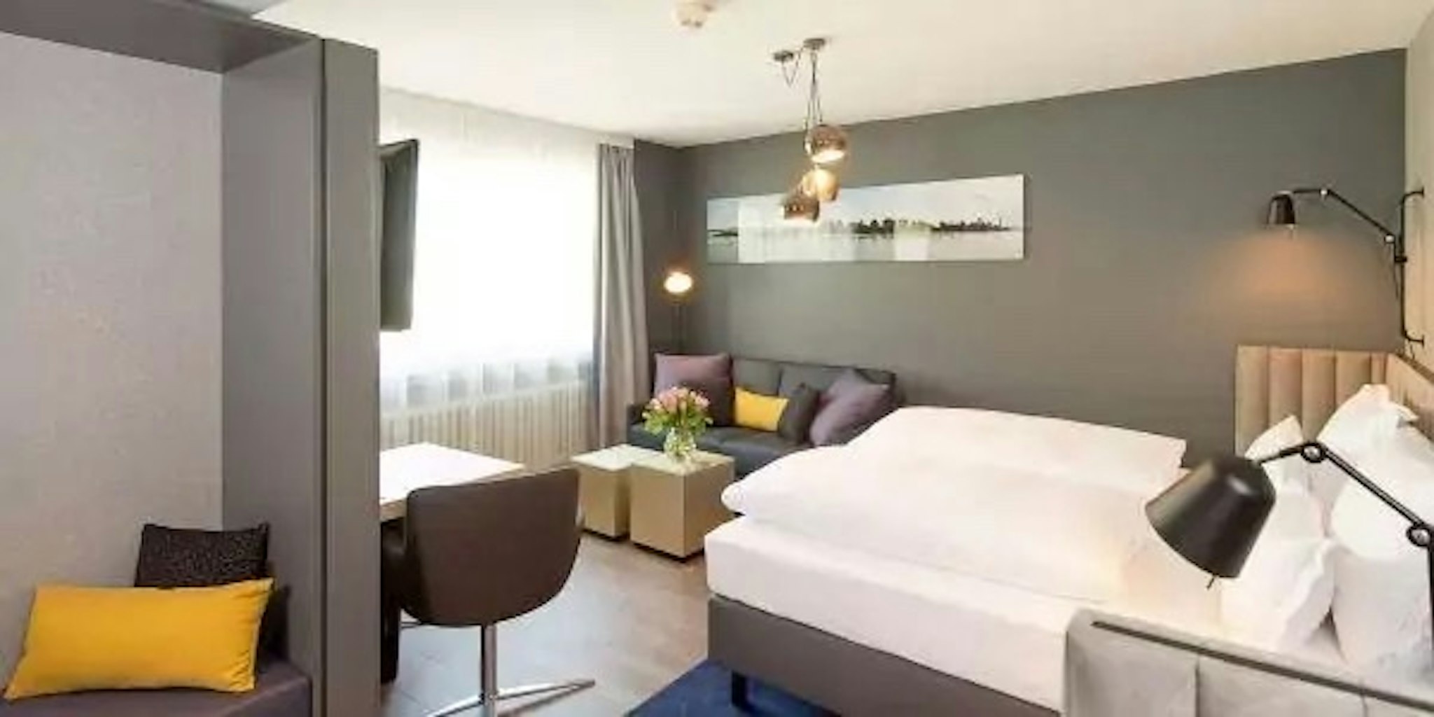 Lyskirchen Hotel 8/26