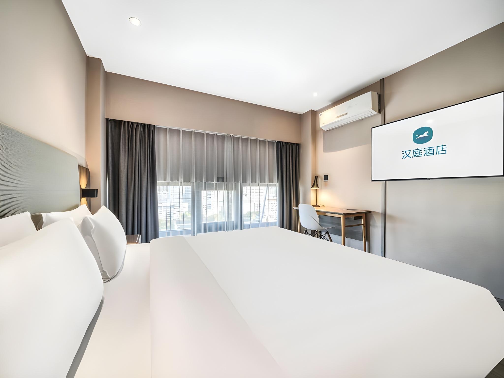Room, Double Bed