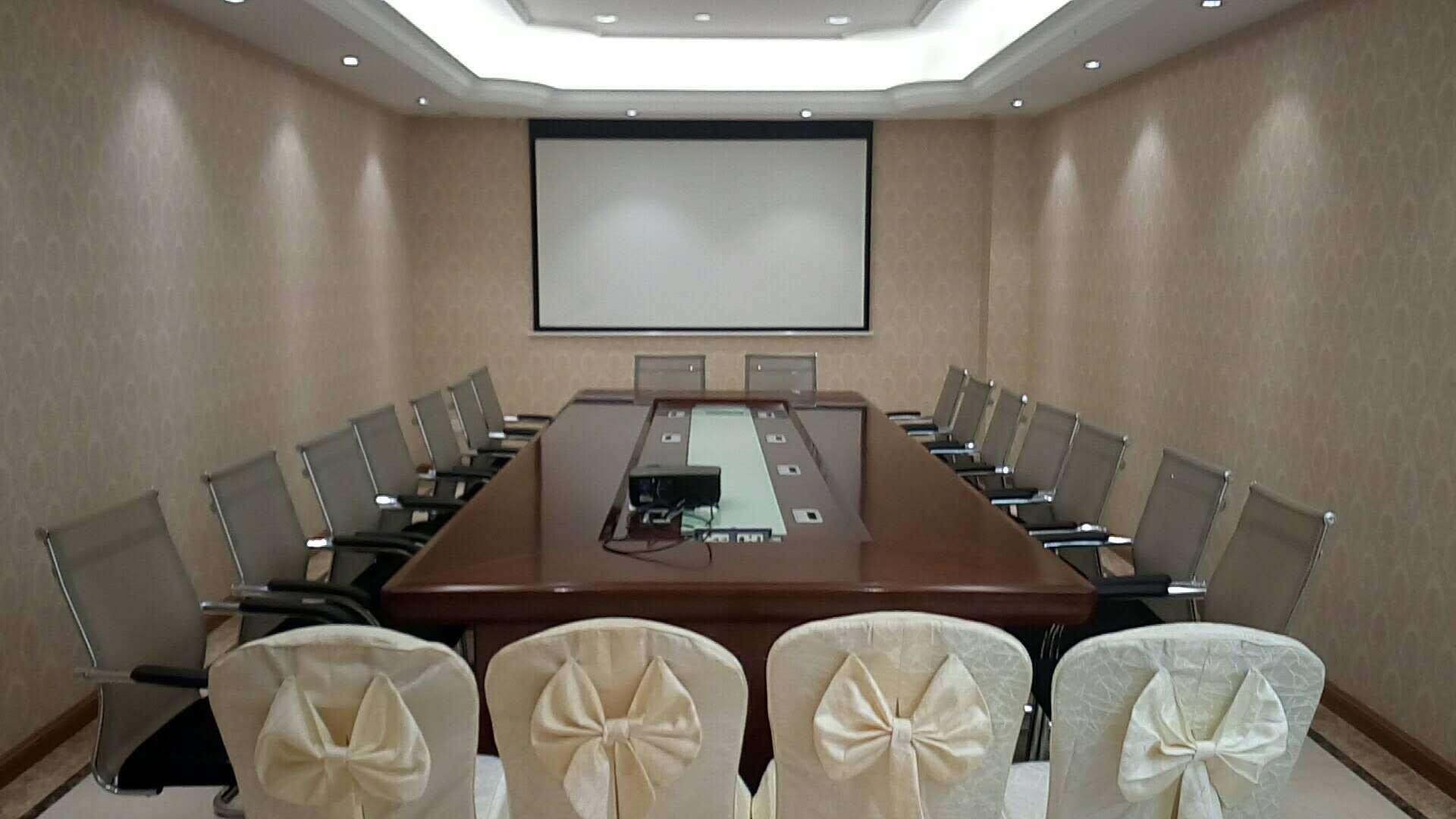 Vienna International Hotel (Shenzhen Buji Dafen Metro Station) 34/41
