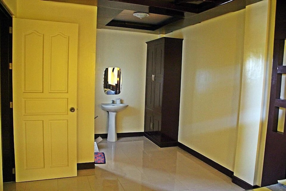 Costa Villa Beach Resort 19/34