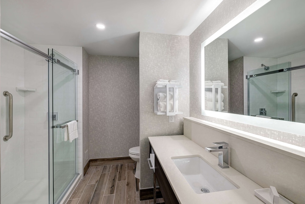 Hampton Inn & Suites by Hilton Burlington Toronto 16/51