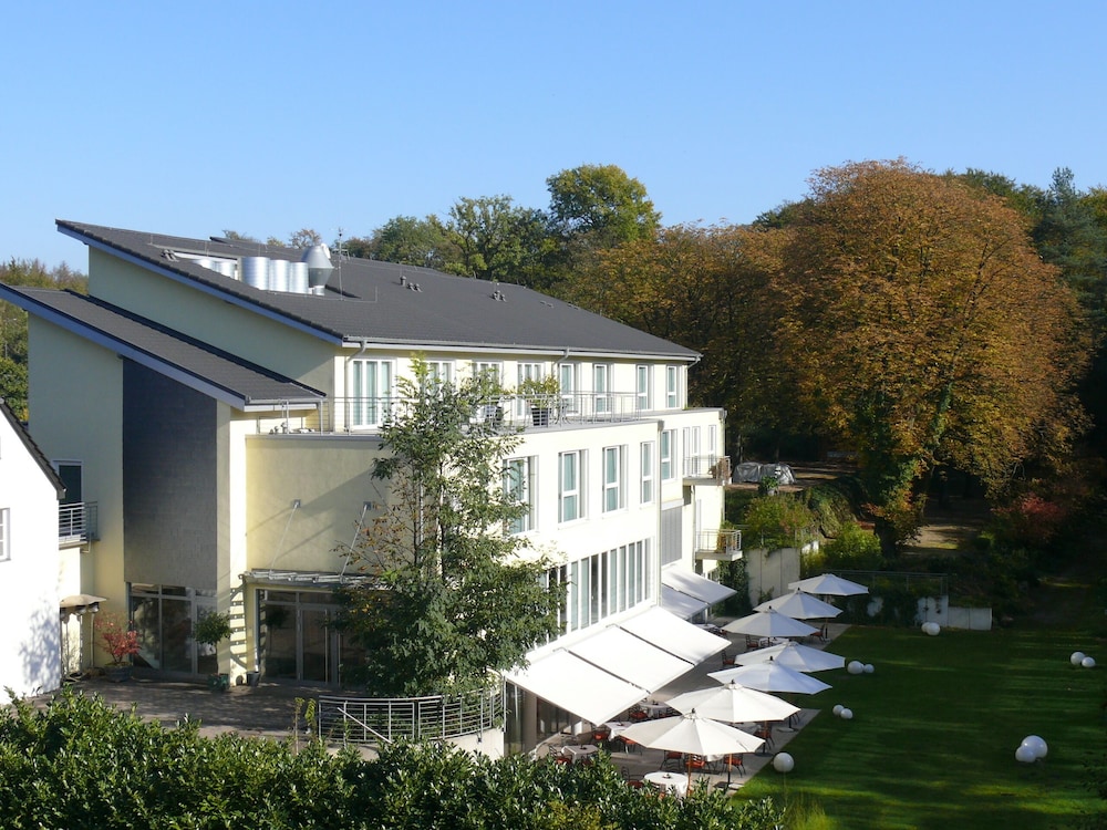 Ramada by Wyndham Duesseldorf Ratingen 6/60