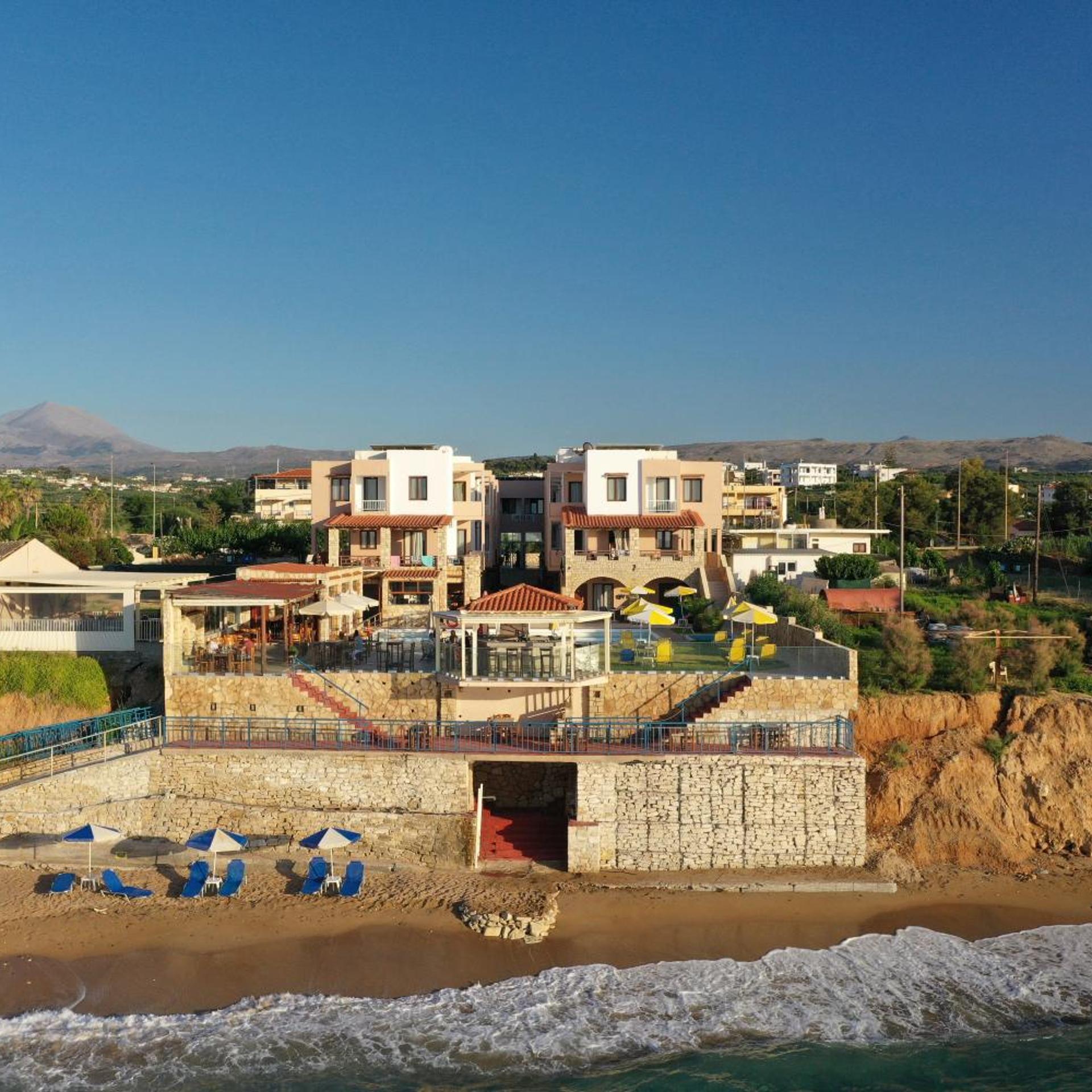 Ekavi Hotel Apartments 77/81