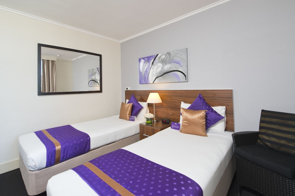 Park Regis City Centre 20/80