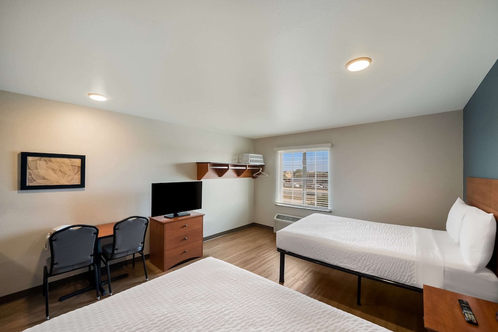 WoodSpring Suites Fort Worth Fossil Creek 23/58