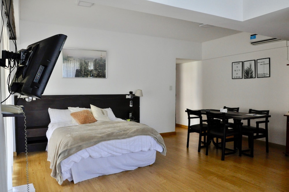 Golf Tower Suites Apartments 29/64