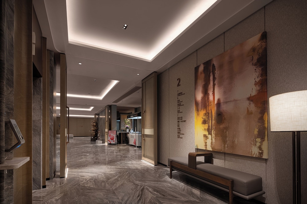 Movenpick by Accor Shanghai Peoples Square Hotel 12/63