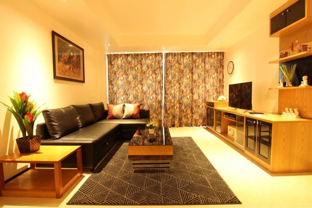 Serena Sathorn Suites 19/44