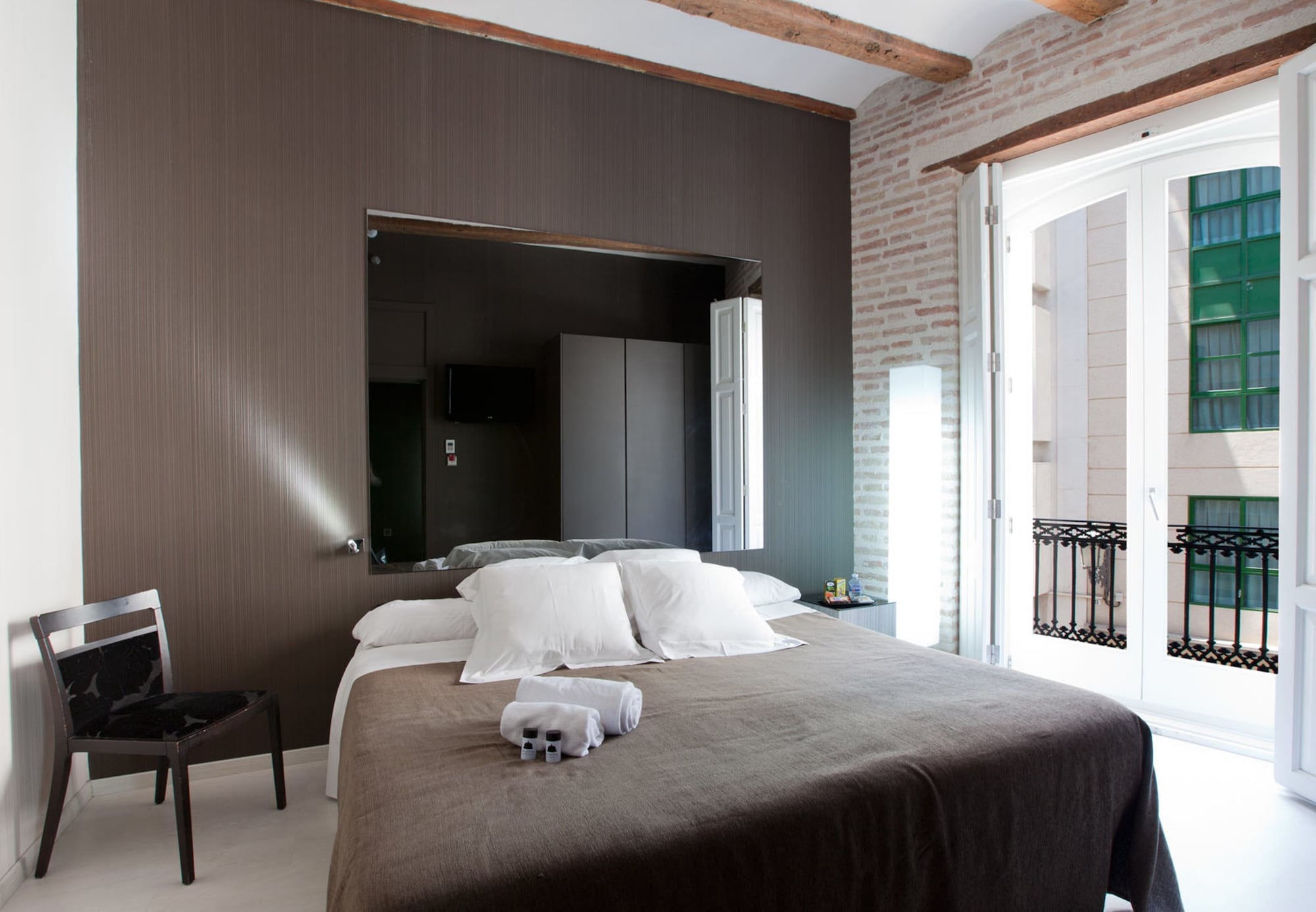 غرفة سوبيريور بسريرين منفصلين، Cosy Rooms Embajador 9/10