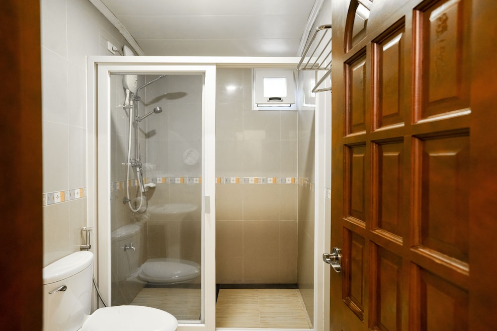 Royal Park Resort Hotel 48/51