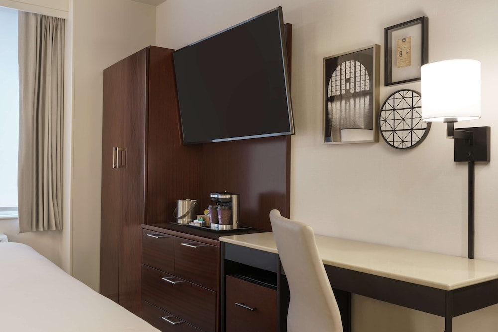 Doubletree By Hilton New York Downtown 20/39