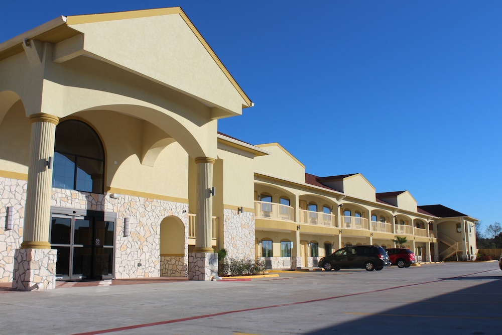 Express Inn & Suites - Bush Airport 1/34