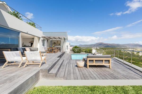 Cape Beach Villa 46/50