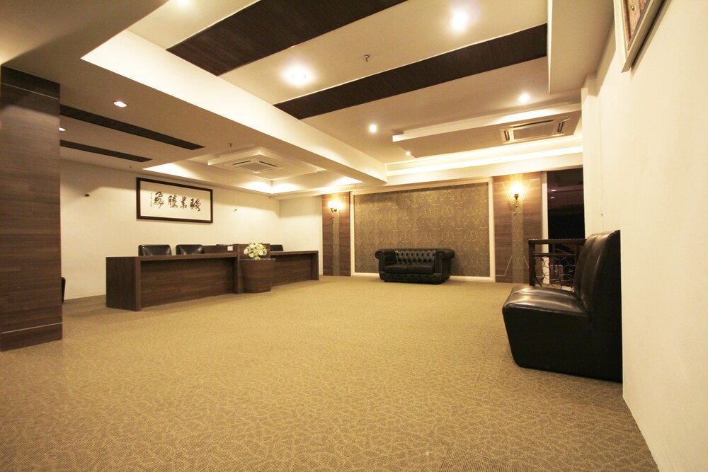 Aroma Hotel 16/25