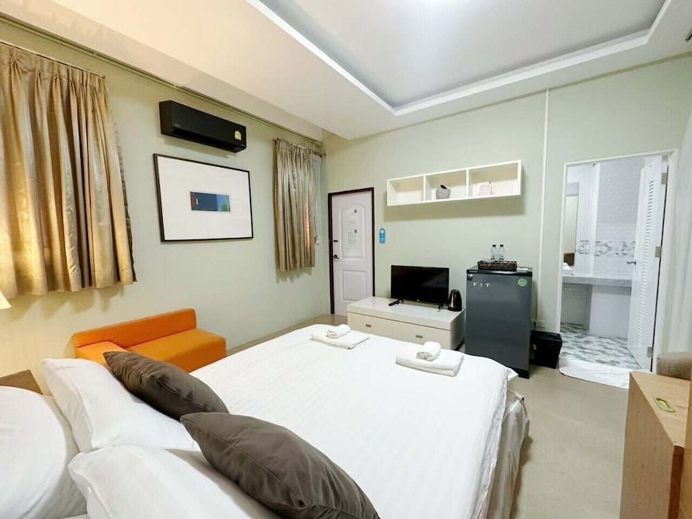 Daddy Dream Hotel and Residence 14/50
