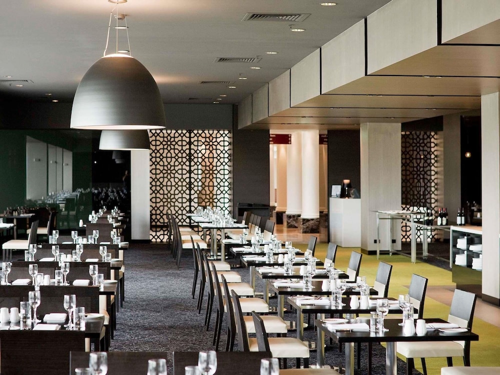 Mercure Melbourne Albert Park 53/72
