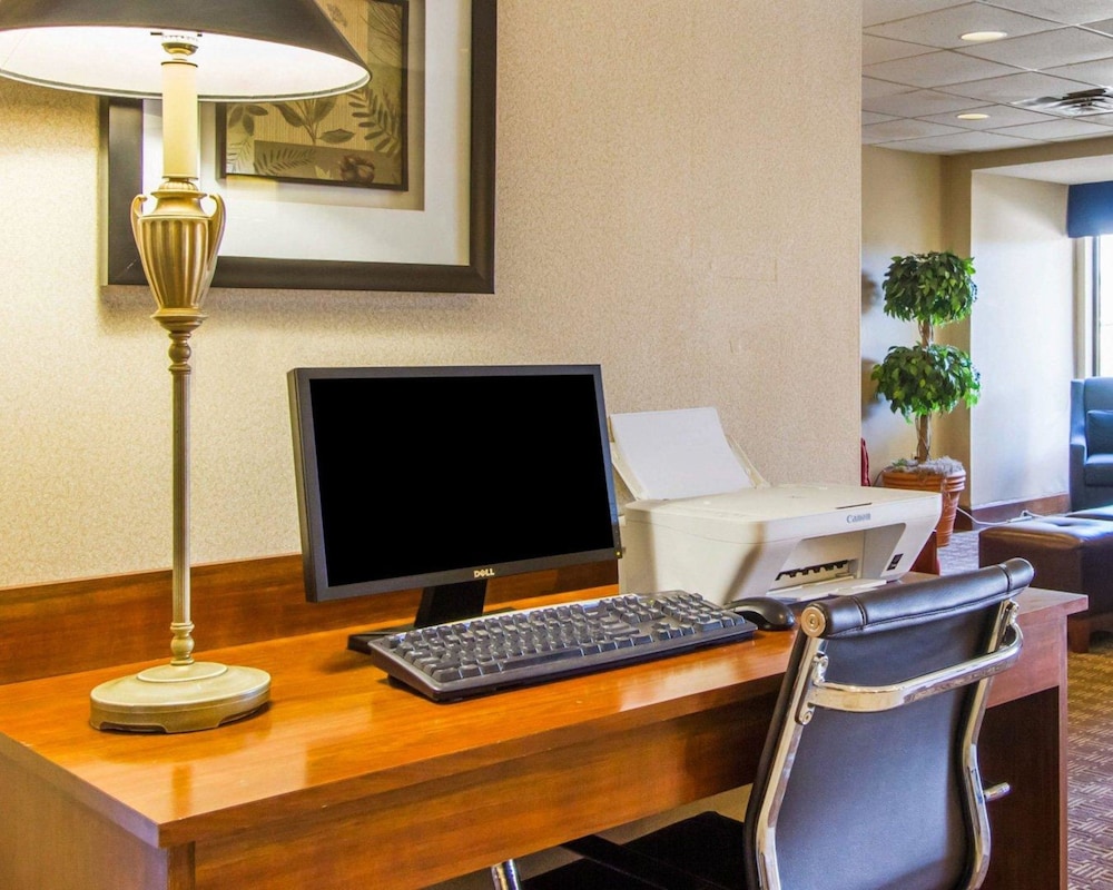 Quality Inn Clarksville 37/47