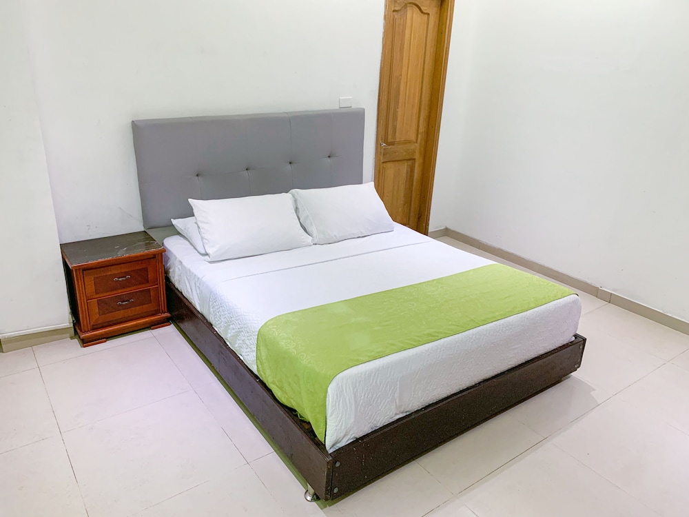 Hotel Abi Inn By GEH Suites 12/42