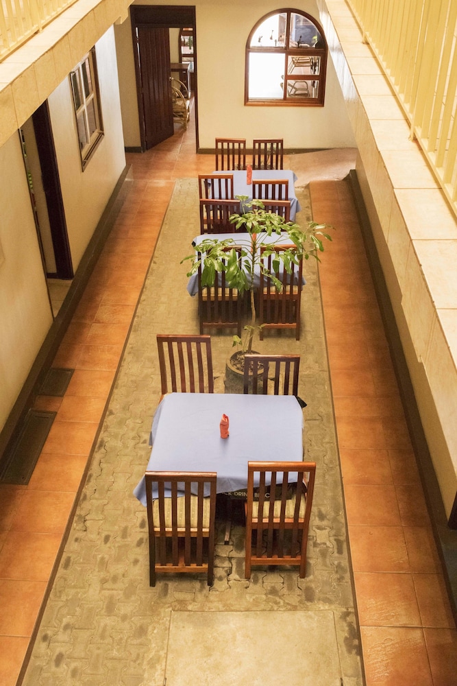Raja Excelsior Hotel 33/50