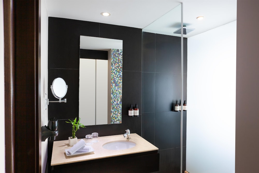 NH Collection Barranquilla Smartsuites Royal 49/50