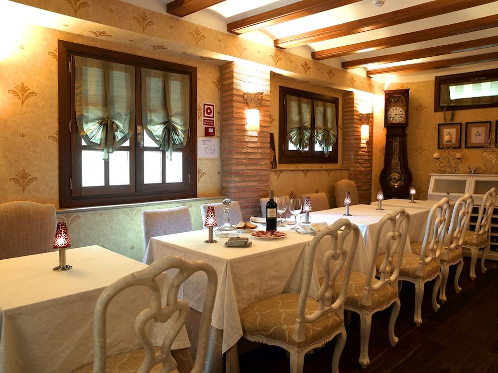 Hotel Boutique Maribel 31/40
