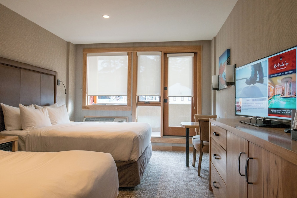 Moose Hotel And Suites 20/66