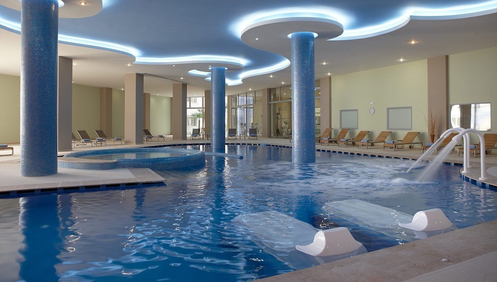 Atrium Platinum Luxury Resort 20/50