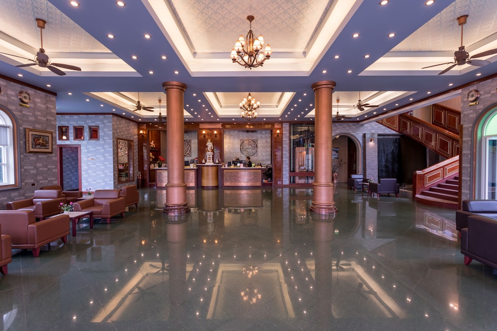 Erawan Hotel 8/66