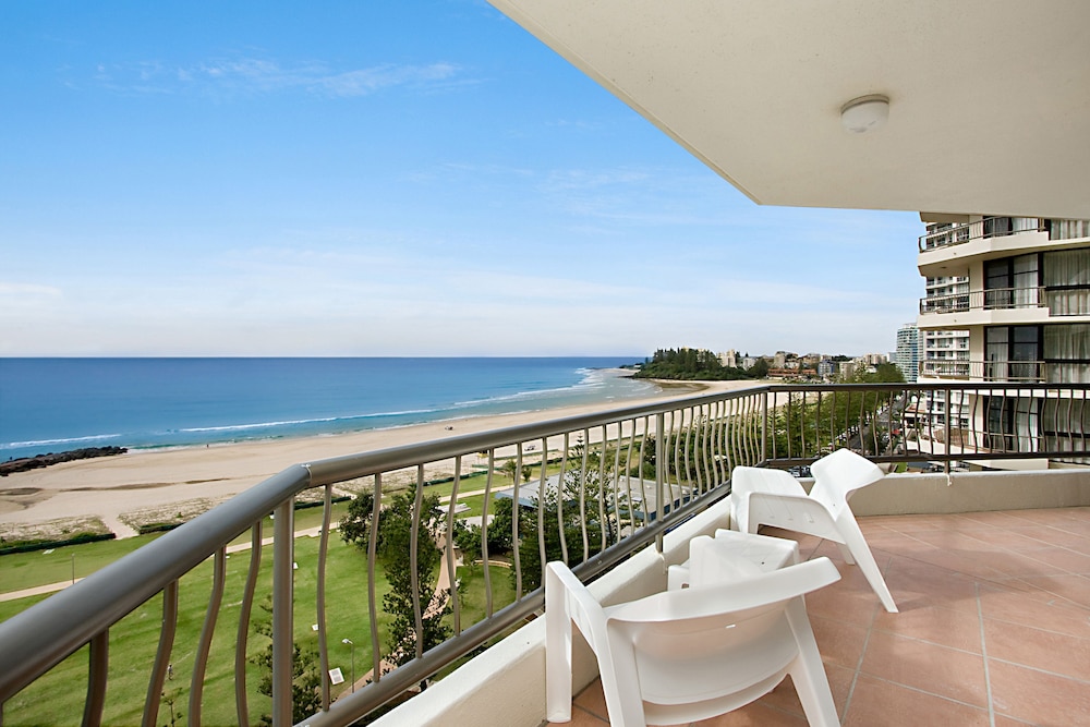 Beach House Seaside Resort Coolangatta 16/19