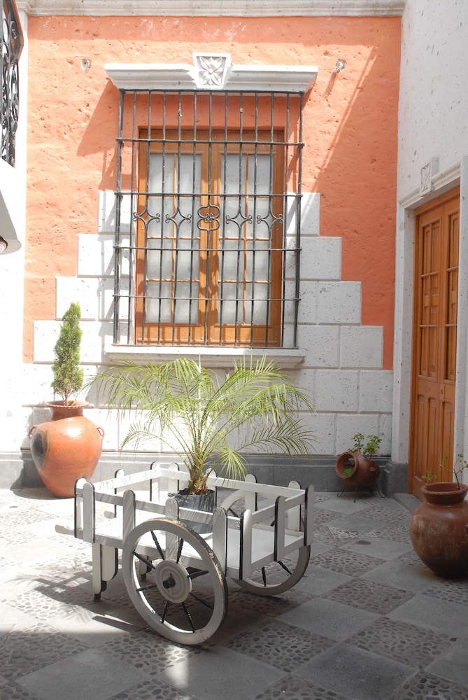 Hostal Villa Sillar 42/50