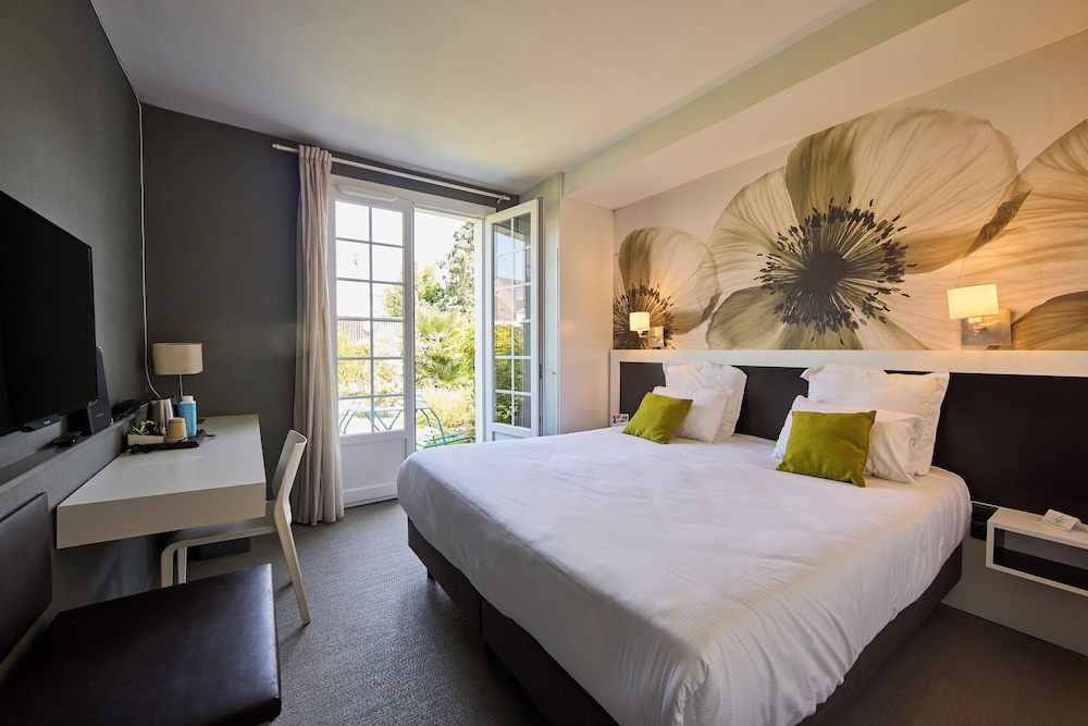 Comfort, Double Bed, Garden Floor