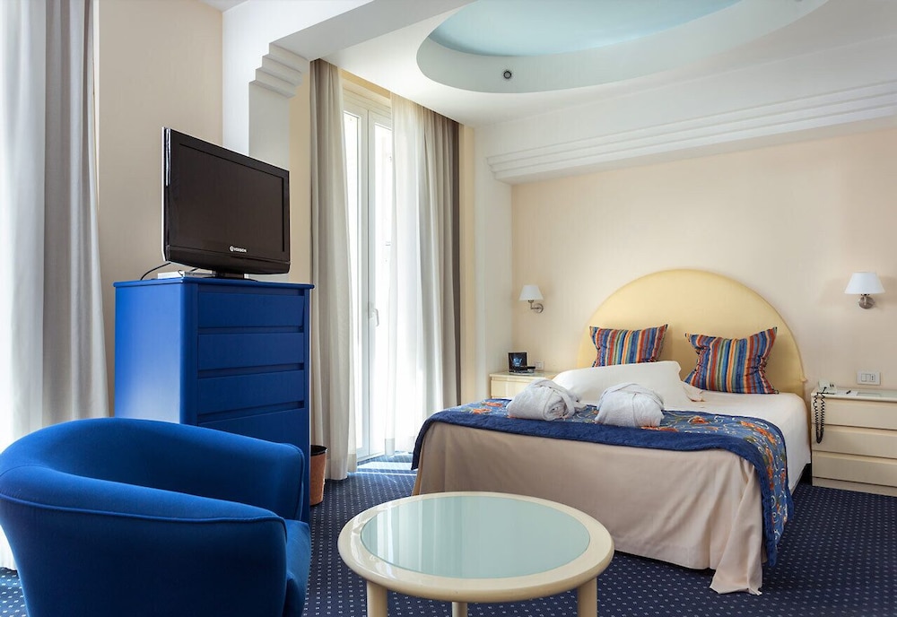 Hotel Lunariccione 15/36