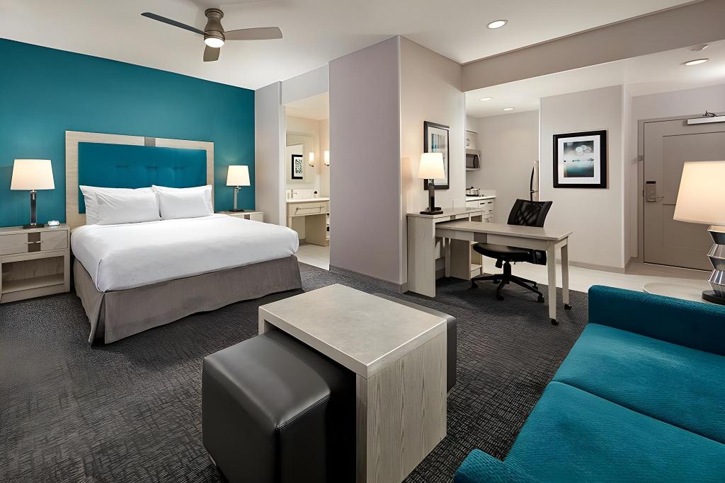 STANDARD, KING BED, ACCESSIBLE