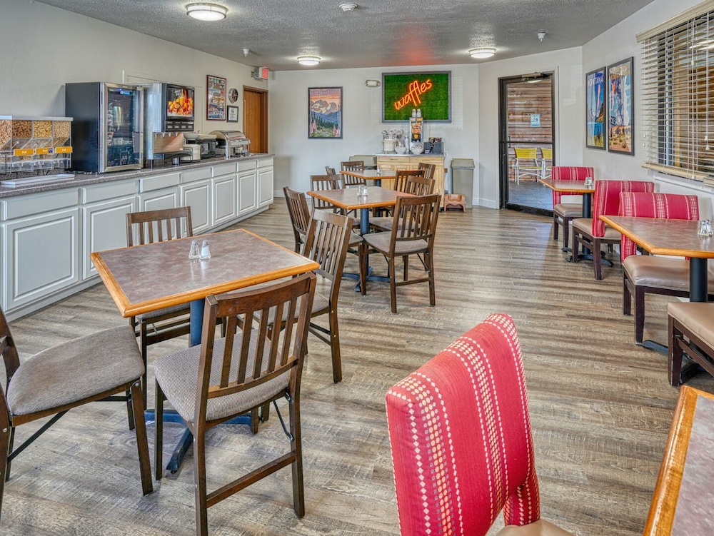 Yellowstone River Inn and Suites 37/47