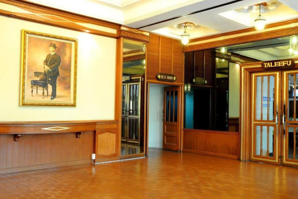 Nanchao Hotel 32/52