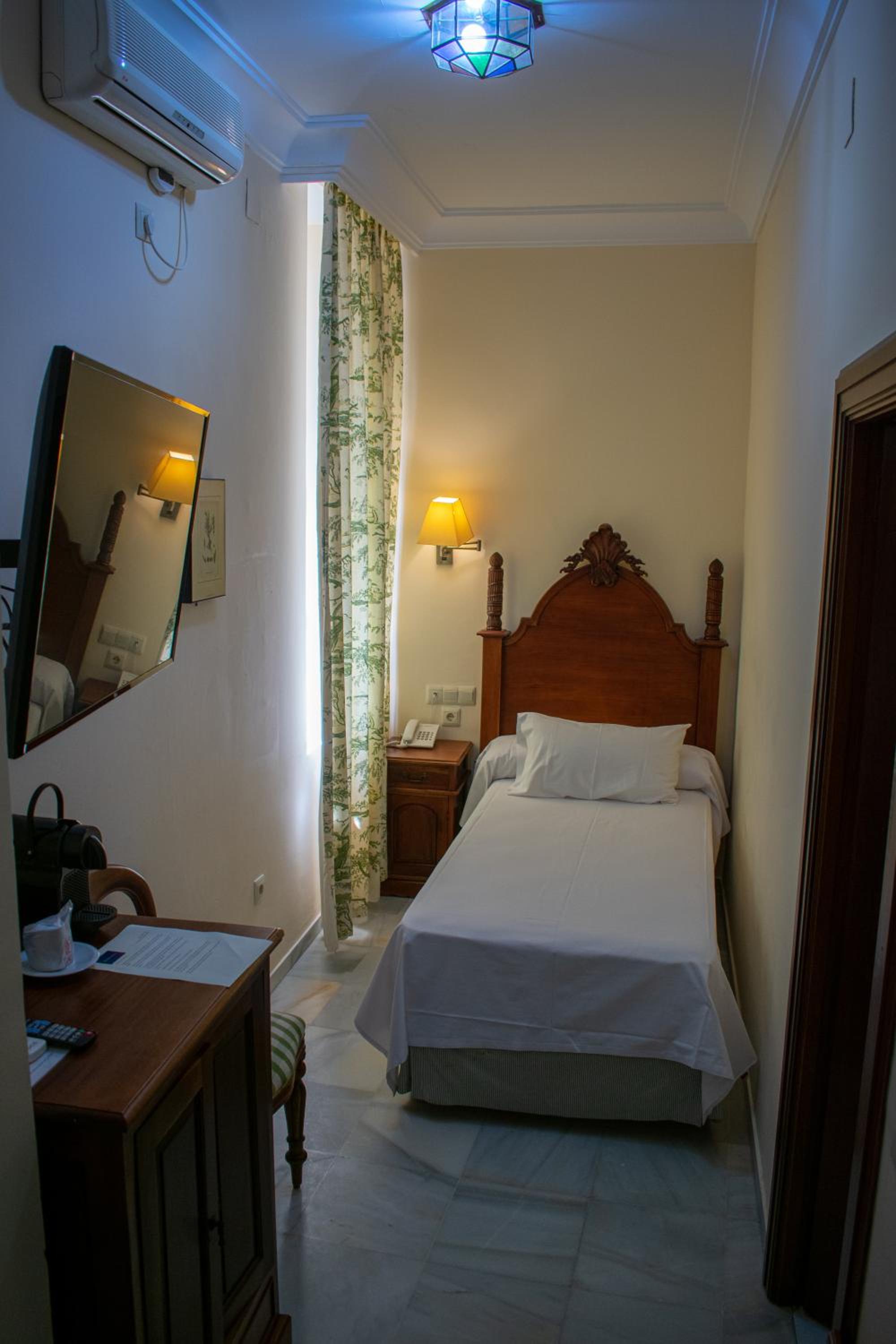 Room, Single, Small
