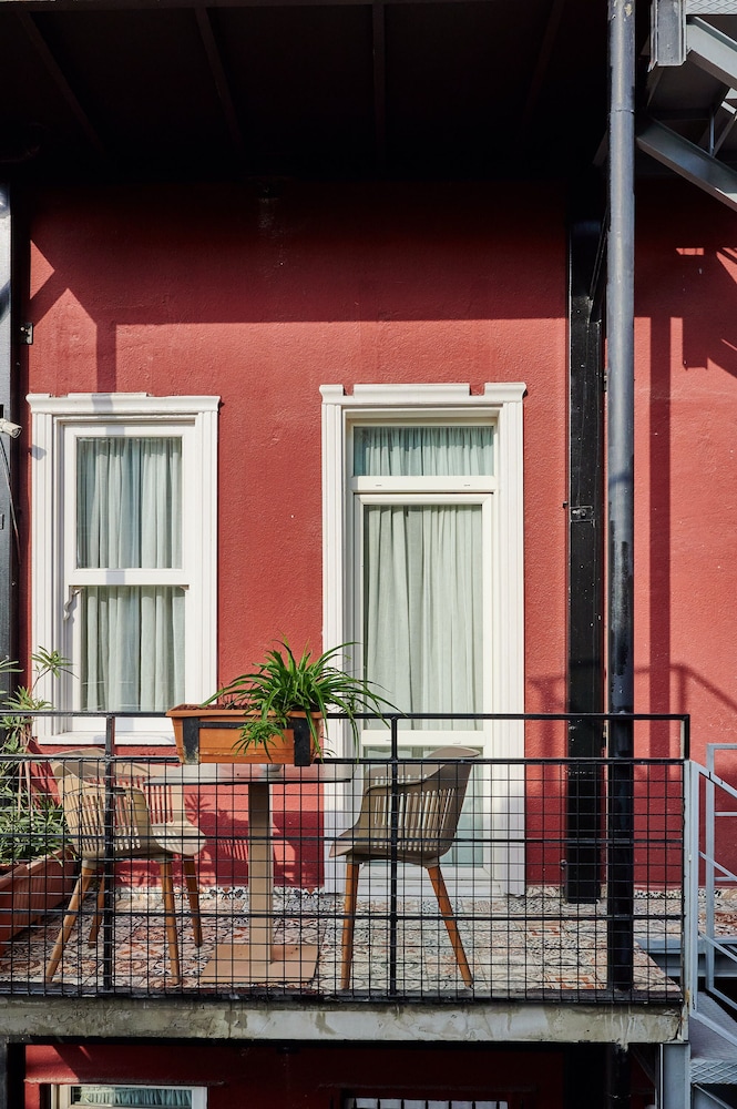Faik Pasha Hotels 4/76