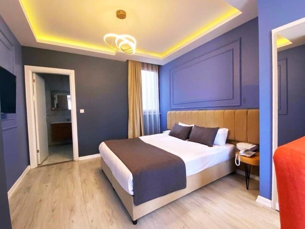 Alemeyn The Taksim Leons Hotel Cafe & Spa 9/28