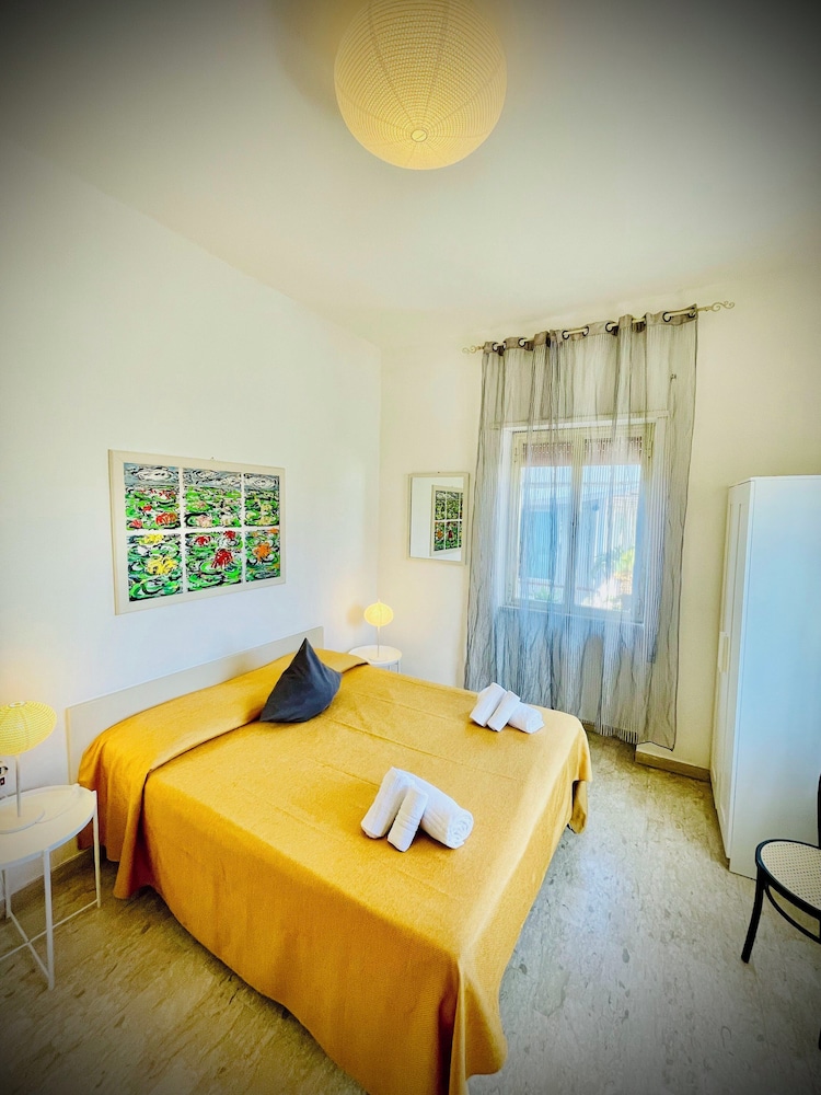 Albergo Minturnae 8/49