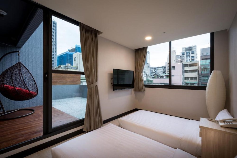 Urhome Hotel 42/62