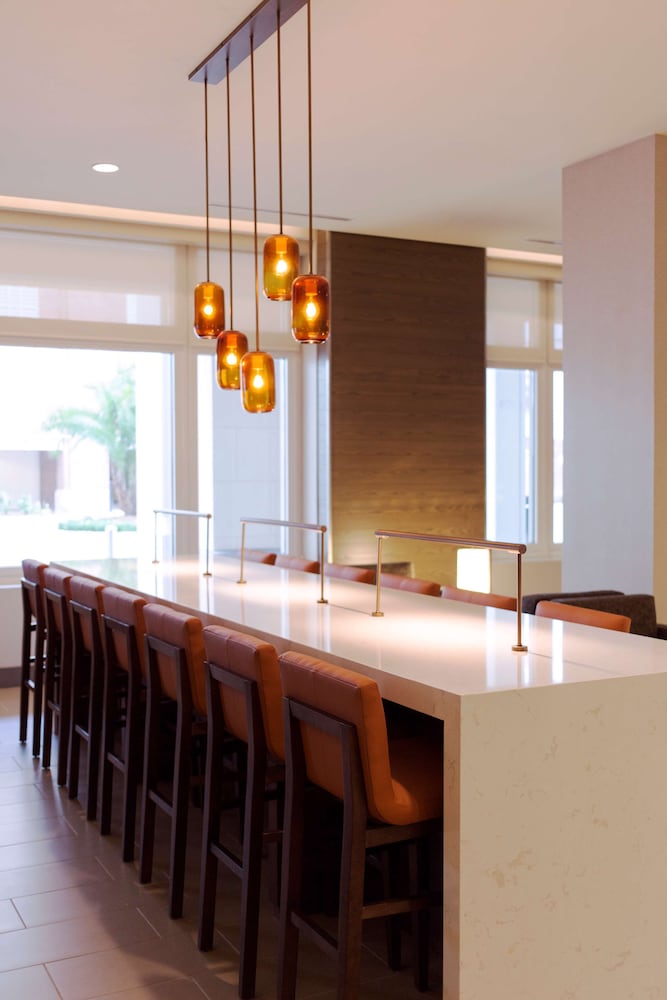 Hyatt House Charleston/Historic District 47/57