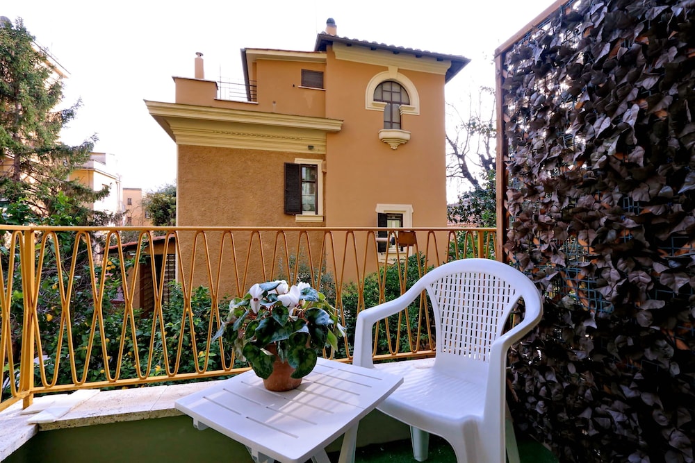 I Pini Di Roma Rooms &套房酒店(I Pini Di Roma - Rooms & Suites) 图片1