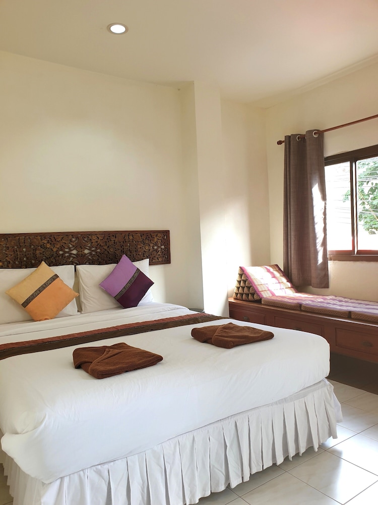 Penzy Guest House 13/39
