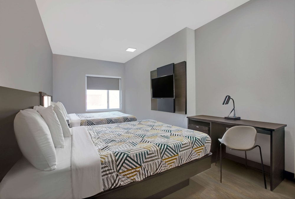جناح ديلوكس بسريرين كوين بمطبخ صغير، Motel6 Monahans, TX 2/9