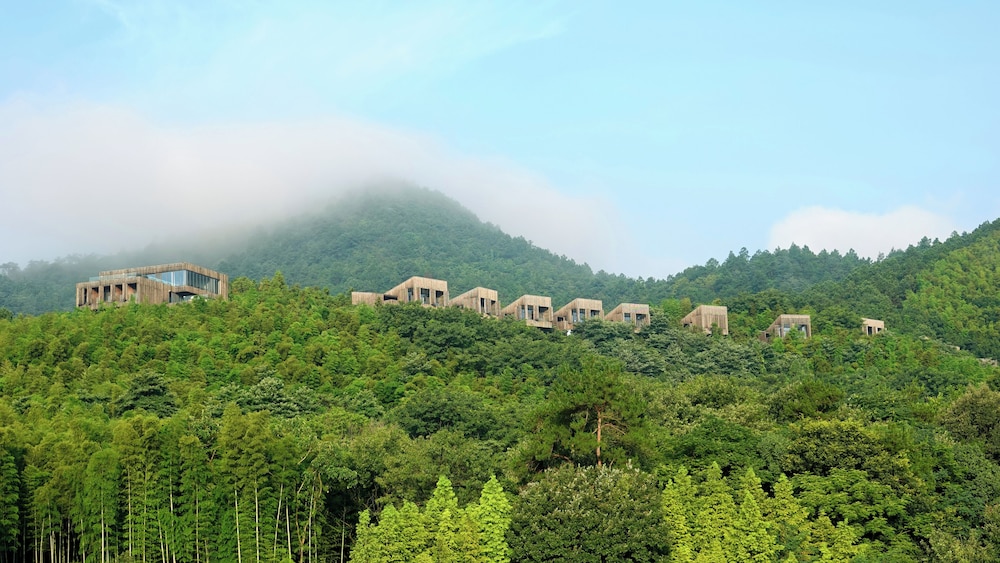 Meijie Mountain Hotspring Resort 32/43