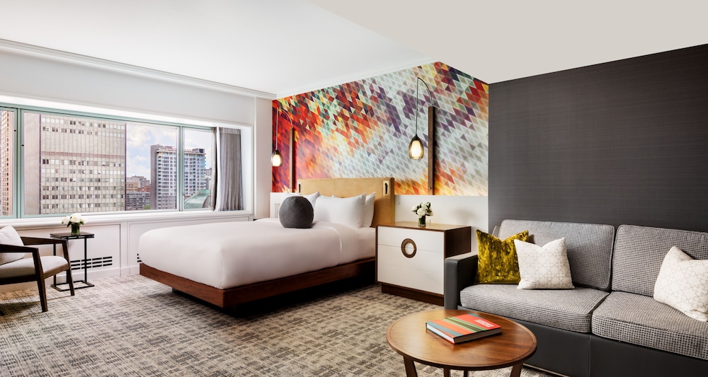 Fairmont The Queen Elizabeth 20/71