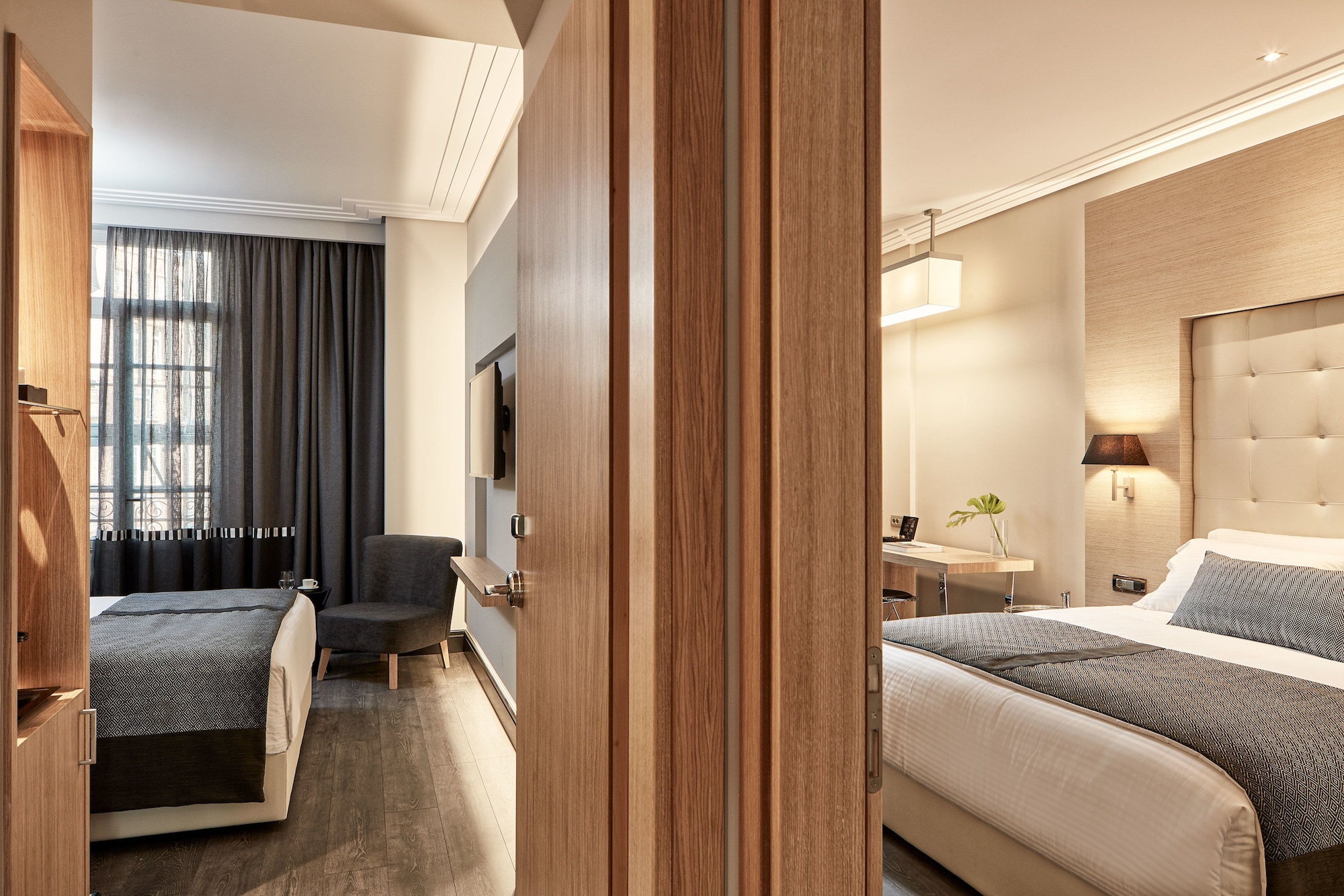 BASIC, DOUBLE BED, BALCONY